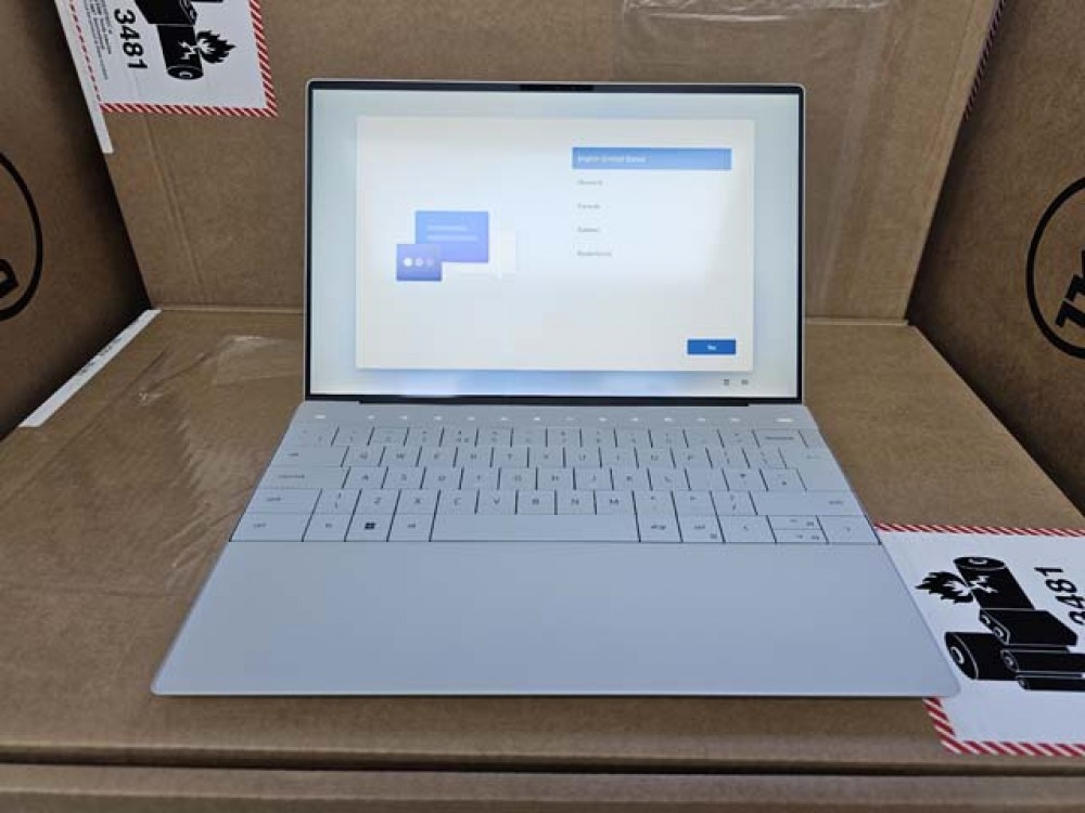 Dell XPS 9320 Plus 12th Gen i5-1240P 512GB SSD 8GB RAM 13.4" FHD+ W11 PRO 1YR WRTY