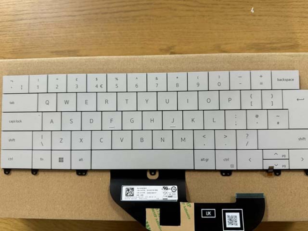 DELL XPS 13 Plus 9320 UK Backlit Laptop Keyboard White Platinum CN-086YG6